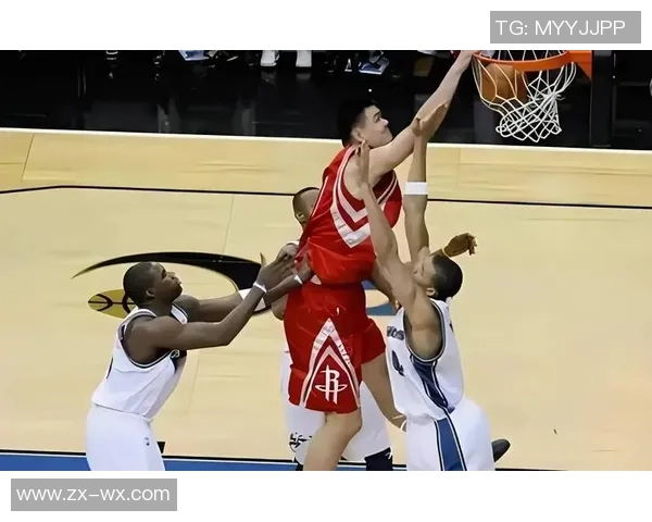 姚明与汉兰德的跨界对话：篮球与足球的传奇碰撞与未来展望