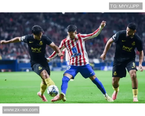 欧联杯精彩对决马竞与AC米兰战成平局引发全场热烈反响