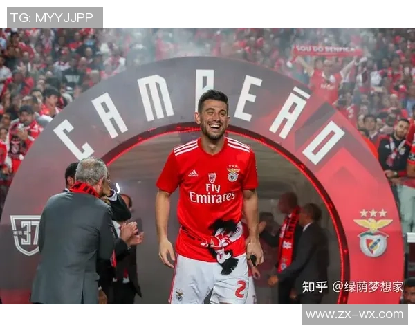 欧联杯精彩对决本菲卡与切尔西战平点球大战成决胜关键时刻解析