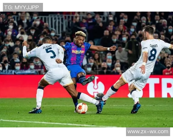 欧联杯激情四射巴萨大胜里昂补时进球点燃全场热情 欧联杯激情四射巴萨大胜里昂补时进球点燃全场热情