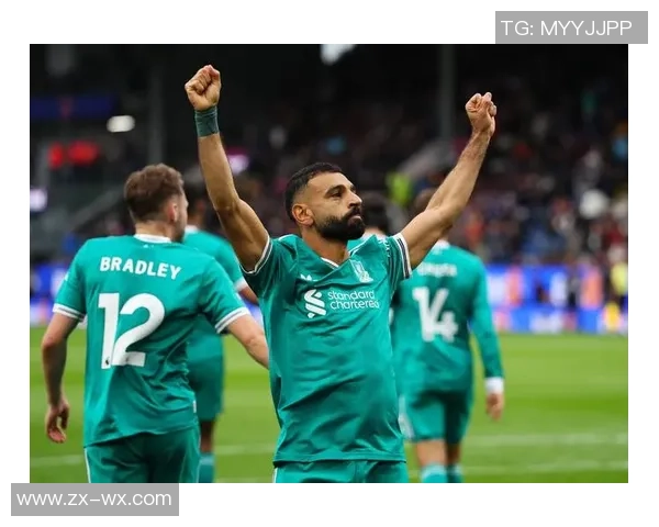 世界杯精彩对决那不勒斯与利物浦战成平局绝杀瞬间引发全场狂欢 世界杯精彩对决那不勒斯与利物浦战成平局绝杀瞬间引发全场狂欢