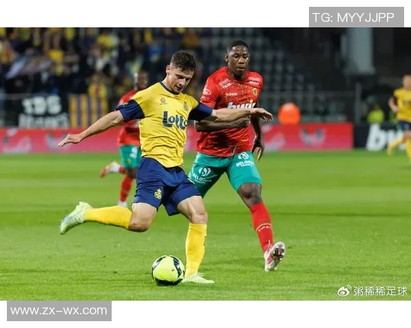 欧联杯经典对决利物浦绝杀巴萨引发全场狂欢与数据分析